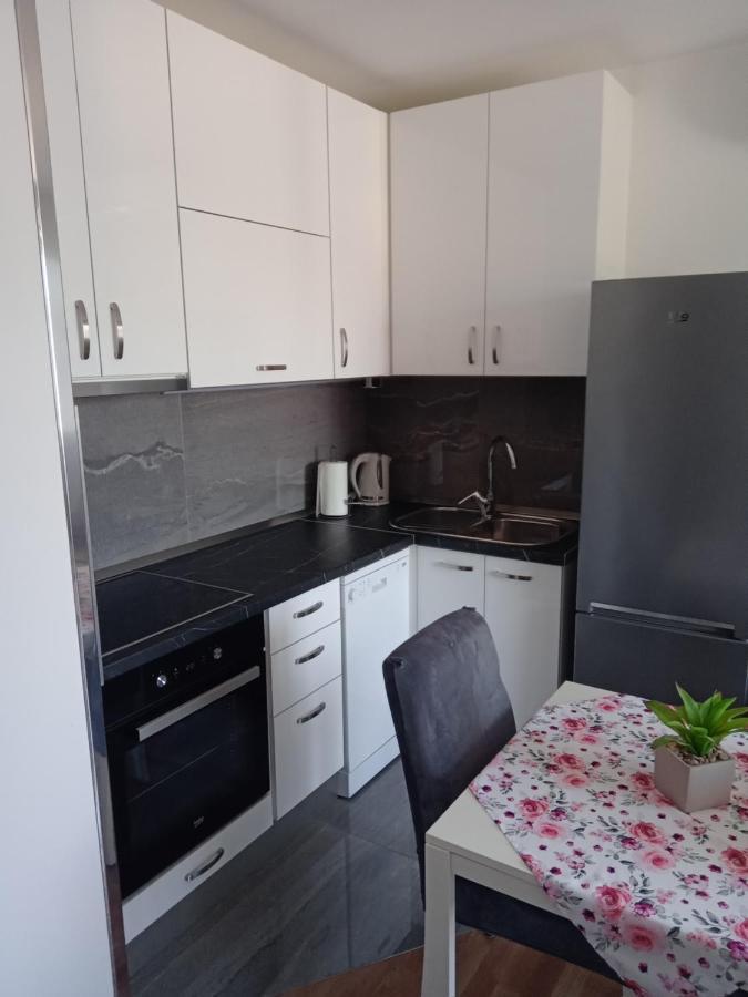 Nina Apartment Сплит Екстериор снимка
